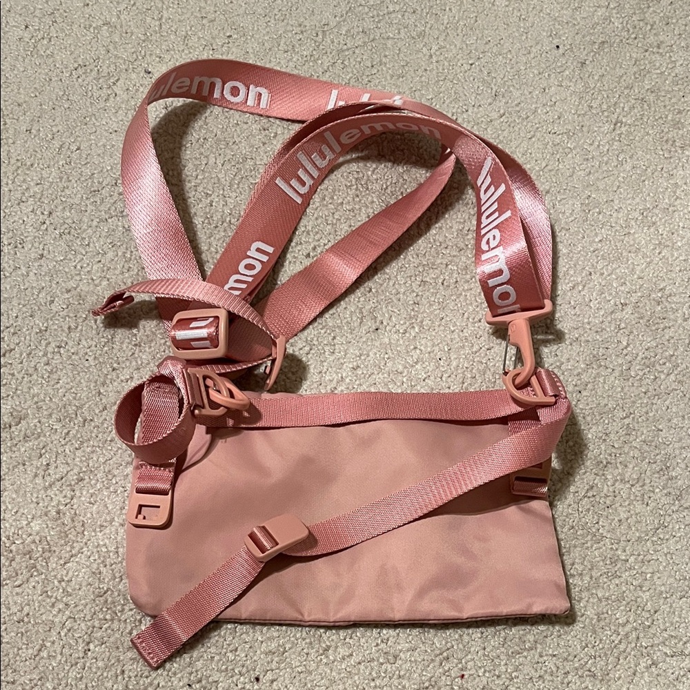 lululemon athletica Blush Pink Crossbody Bag - Picture 2 of 5